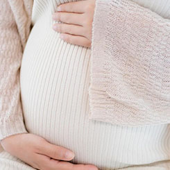 发布会上，FF📜🆙率先提出机器人🚣👔产业“四化🐱🛅”趋势🎋